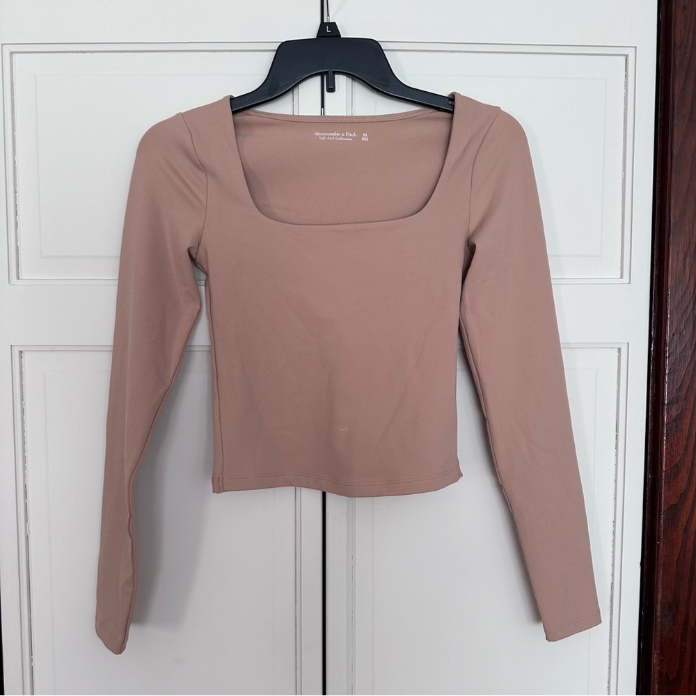 Abercrombie & Fitch soft A&F collection tan square neck long sleeve top size XS